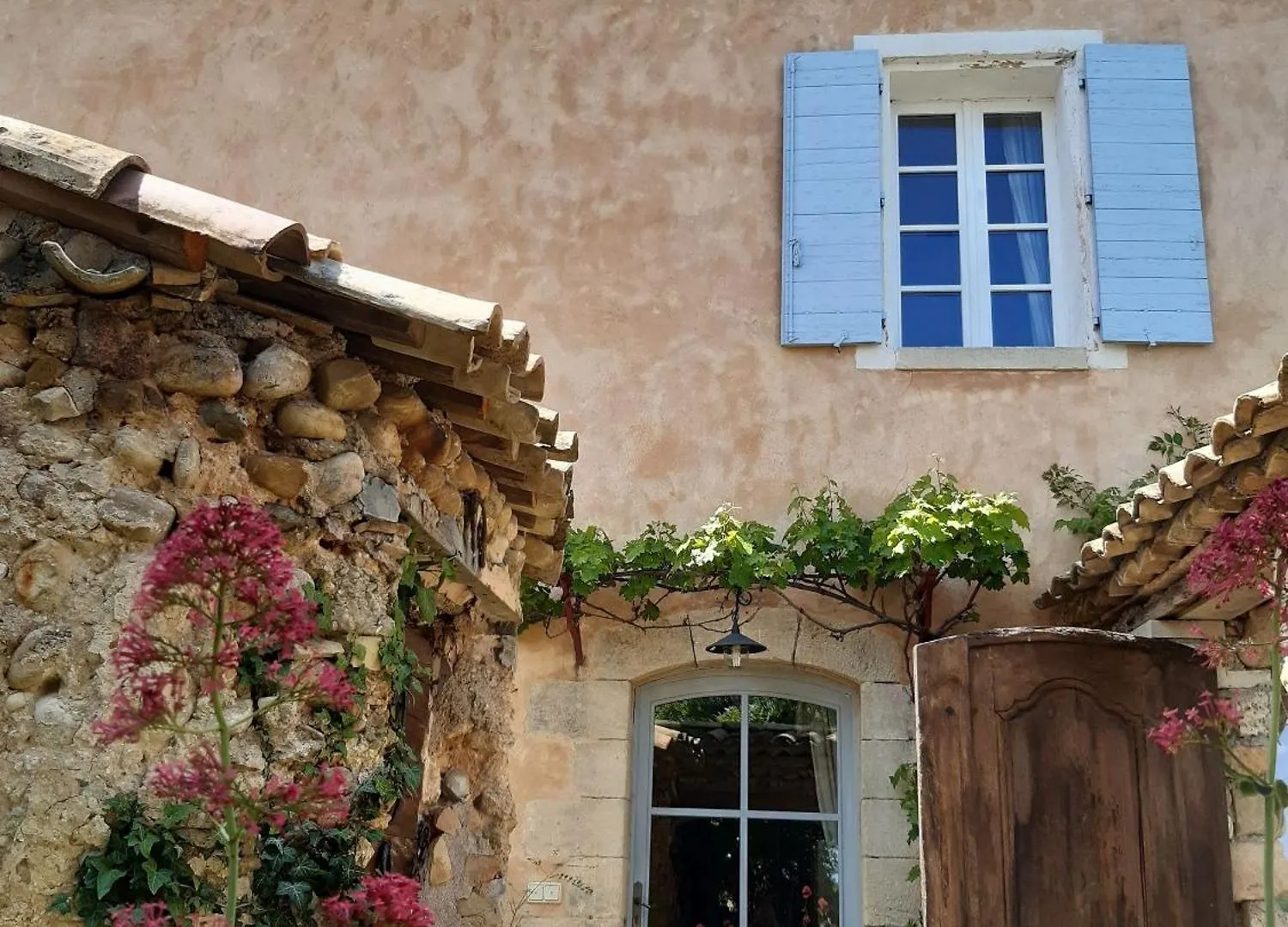 Elegant 18Th-Century Bastide In Provence With Panoramic Views And Private Pool Villa Valensole Vakantieboerderij