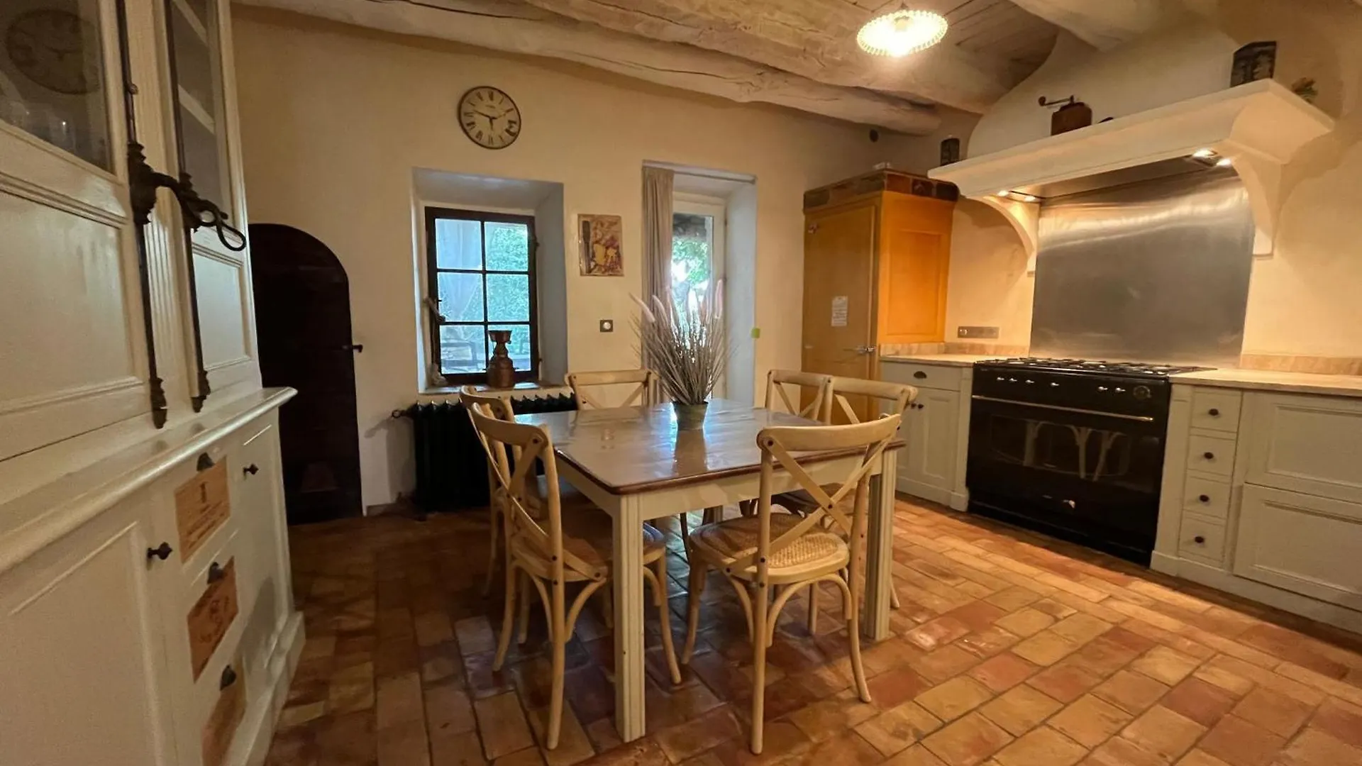 Elegant 18Th-Century Bastide In Provence With Panoramic Views And Private Pool Villa Valensole