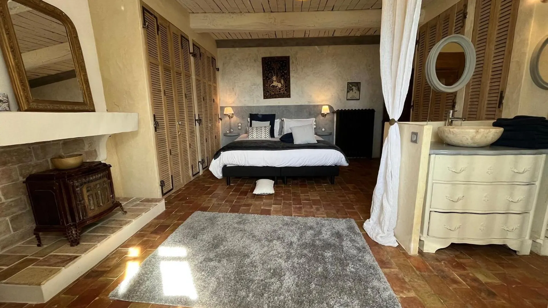 Elegant 18Th-Century Bastide In Provence With Panoramic Views And Private Pool Villa Valensole Vakantieboerderij
